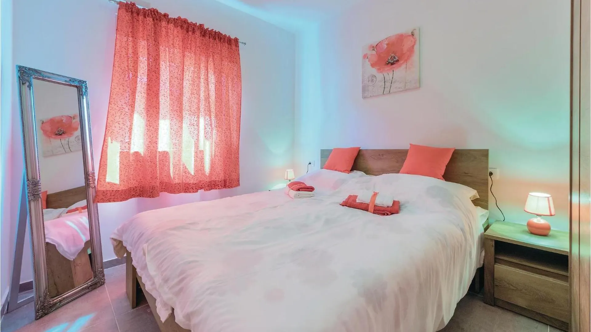 Stunning Apartment In Novigrad With Wifi