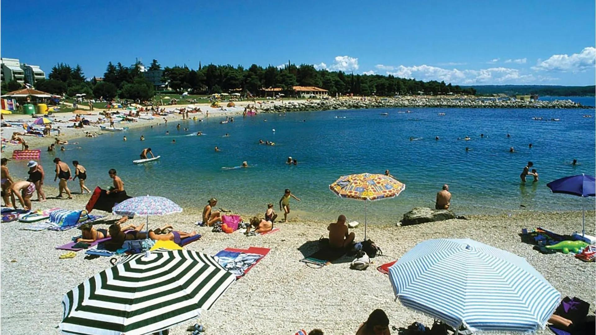 Stunning Apartment In Novigrad With Wifi